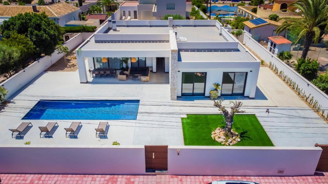 Villa Mi Luna Торевьиа Экстерьер фото