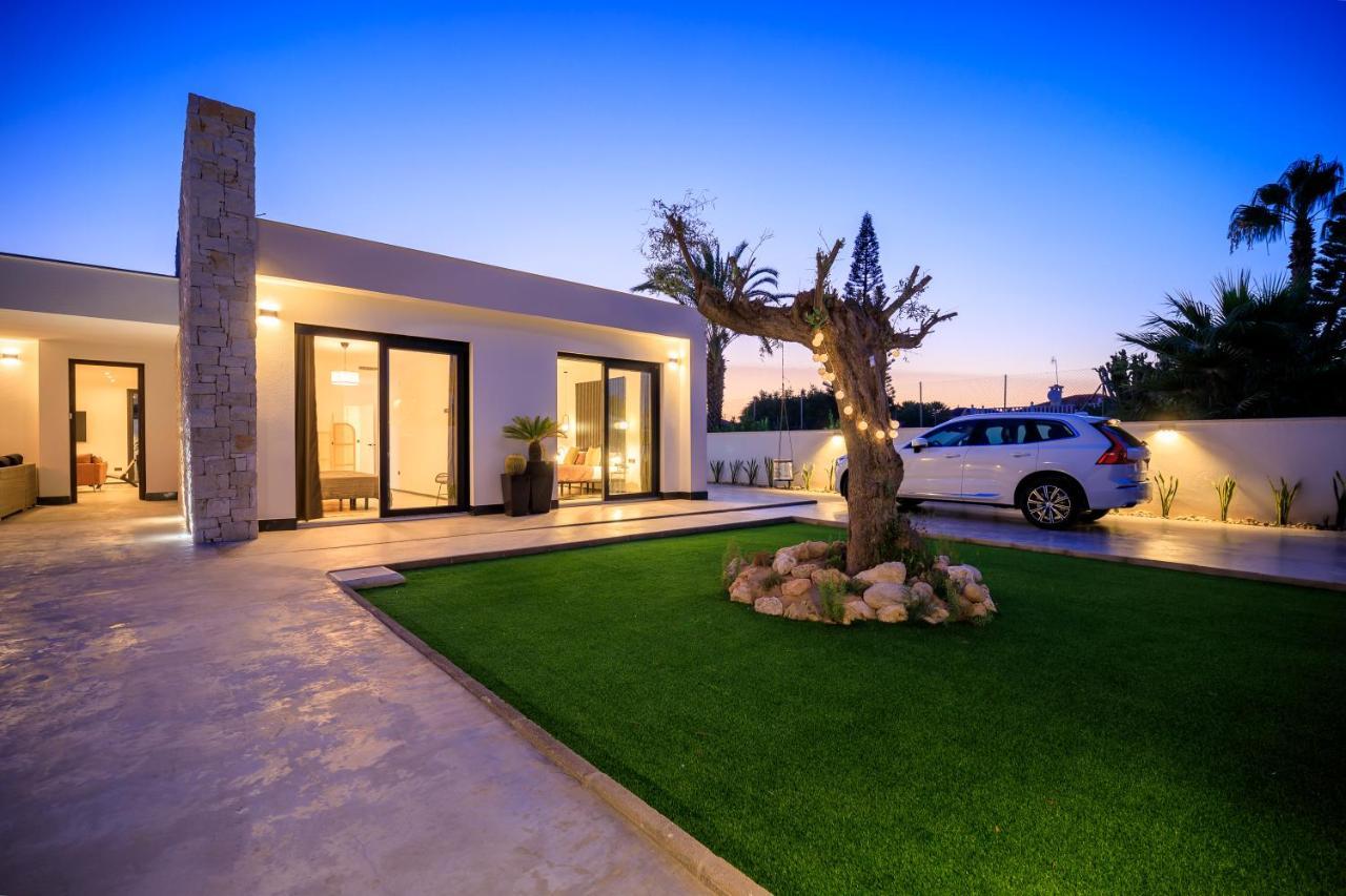 Villa Mi Luna Торевьиа Экстерьер фото